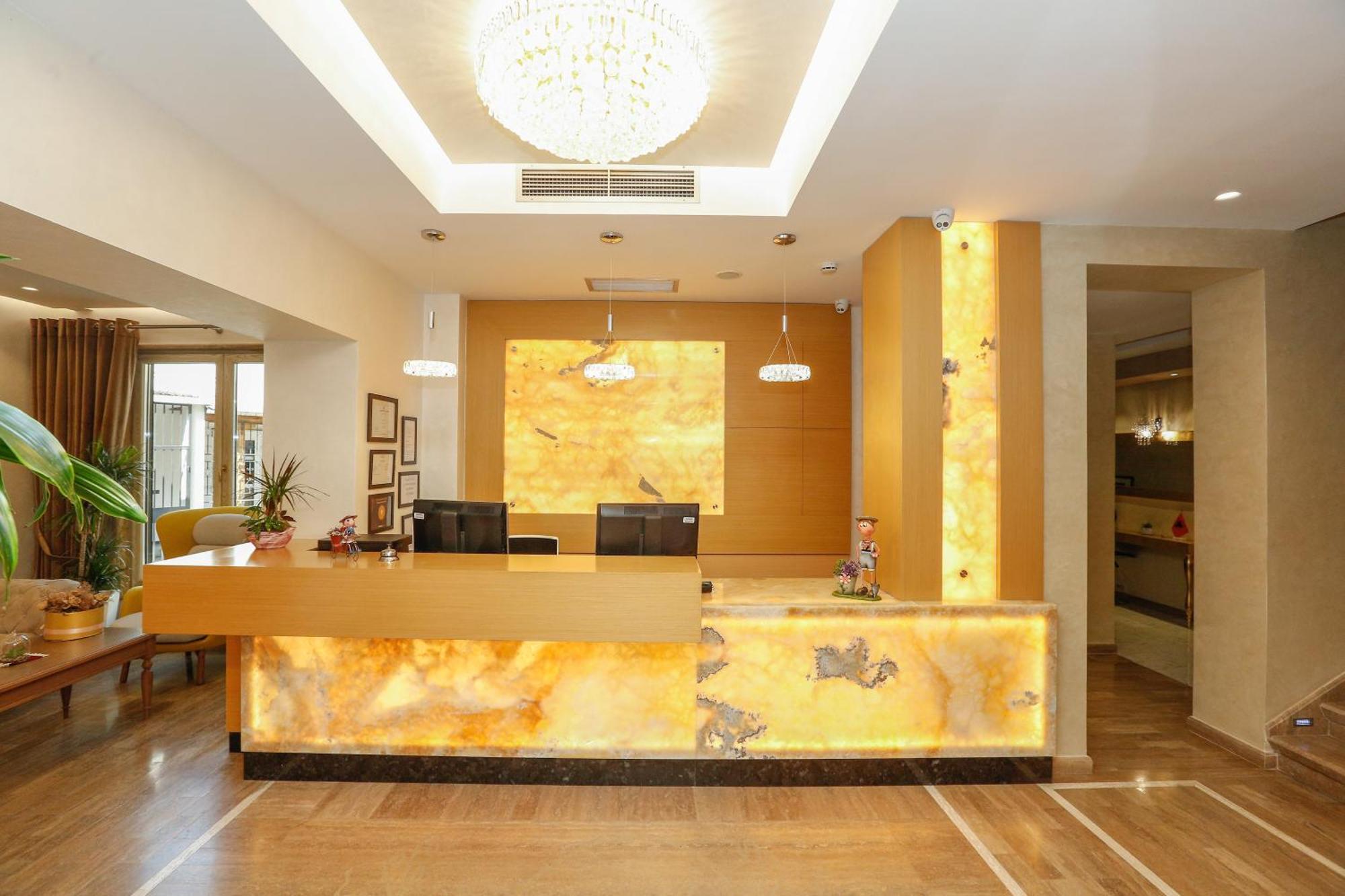 Oxford Hotel Tiranë Ngoại thất bức ảnh
