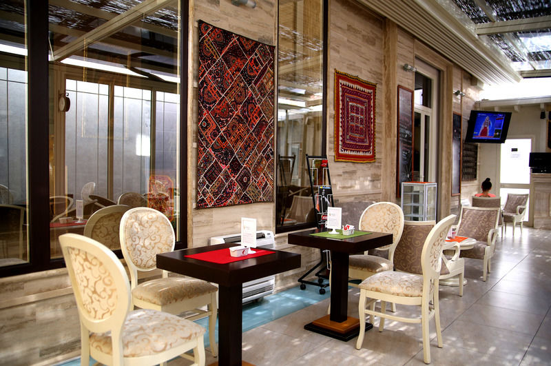 Oxford Hotel Tiranë Ngoại thất bức ảnh