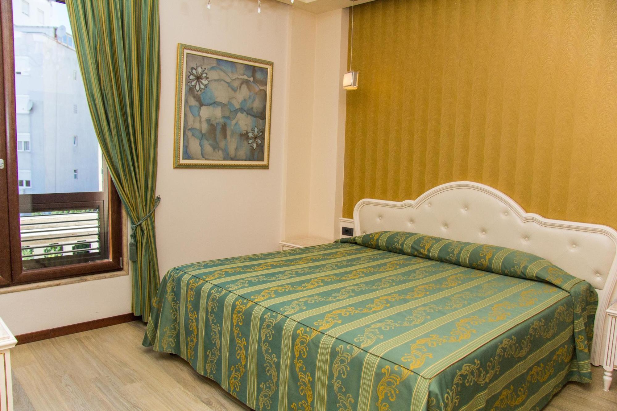 Oxford Hotel Tiranë Ngoại thất bức ảnh