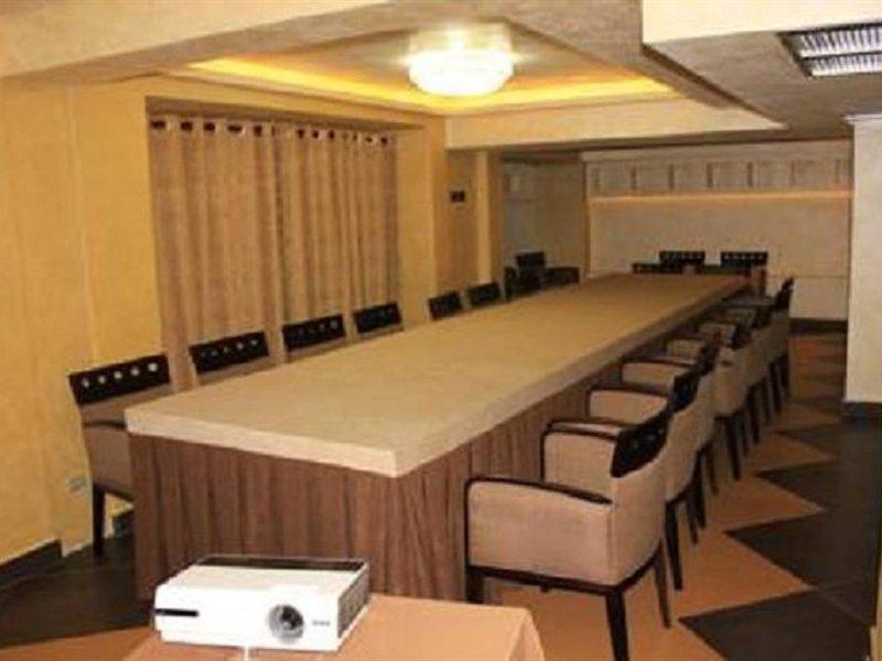 Oxford Hotel Tiranë Ngoại thất bức ảnh
